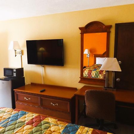 Regency Inn Concordia Zewnętrze zdjęcie